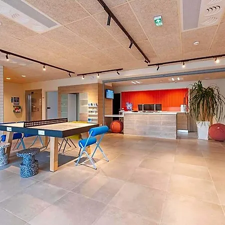 Ibis De Marsan 2*