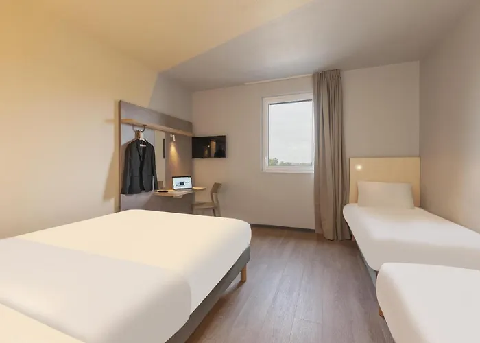Ibis De Marsan 2*