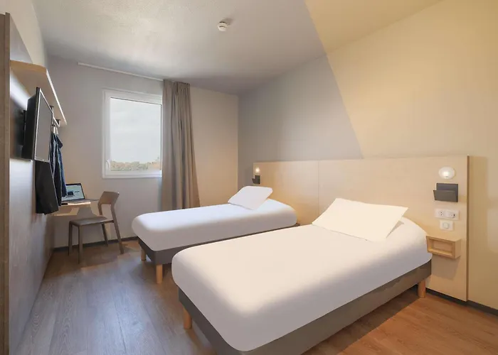 Hotel Ibis Budget De Marsan