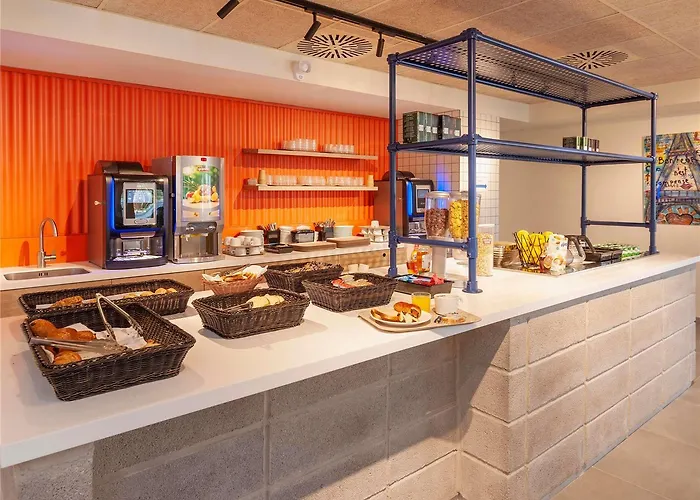 Ibis De Marsan Hotel 2*